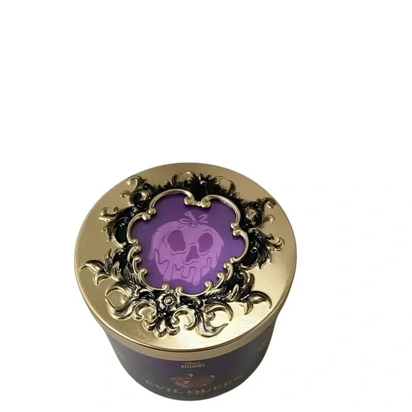 NWT Bath & Body Works Evil Queen Scented 3 Wick Candle 14.5 oz - Picture 3 of 3